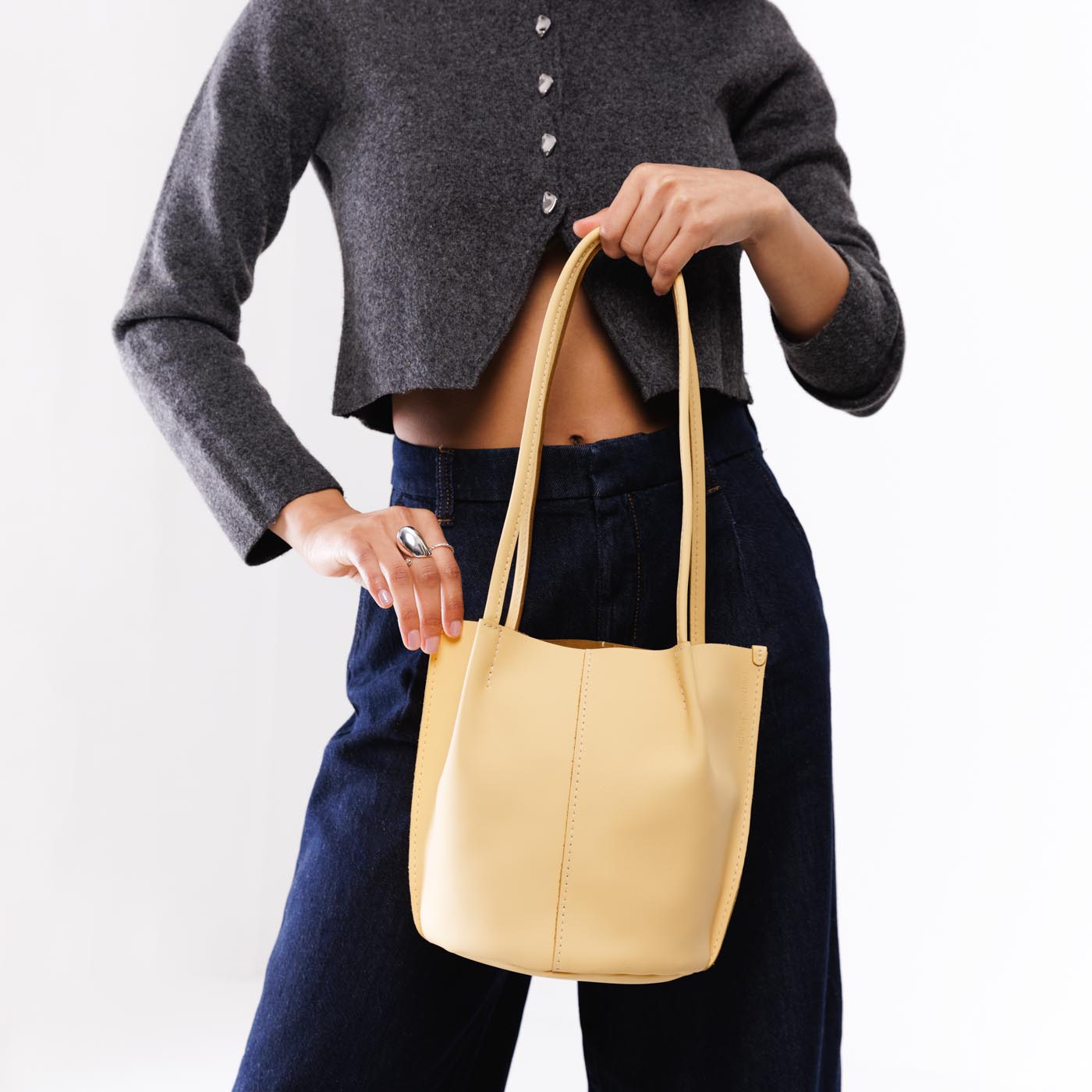Devan Bucket Tote