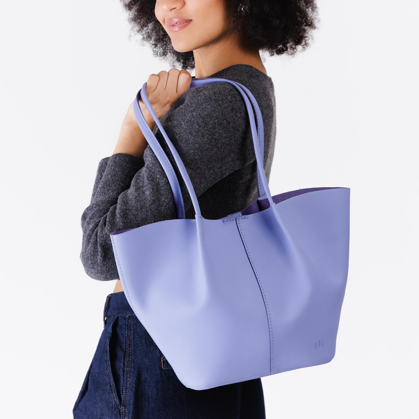 Devan Bucket Tote