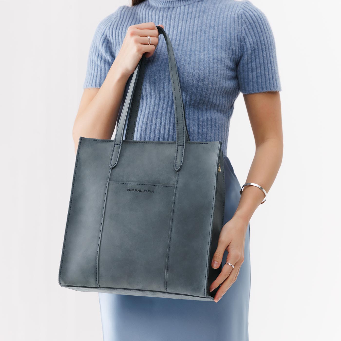 Large Lola Zipper Crossbody Tote